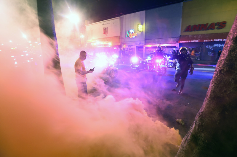 Illustration for article titled San Francisco Brings Fire And Fistfights To World Series Celebrations